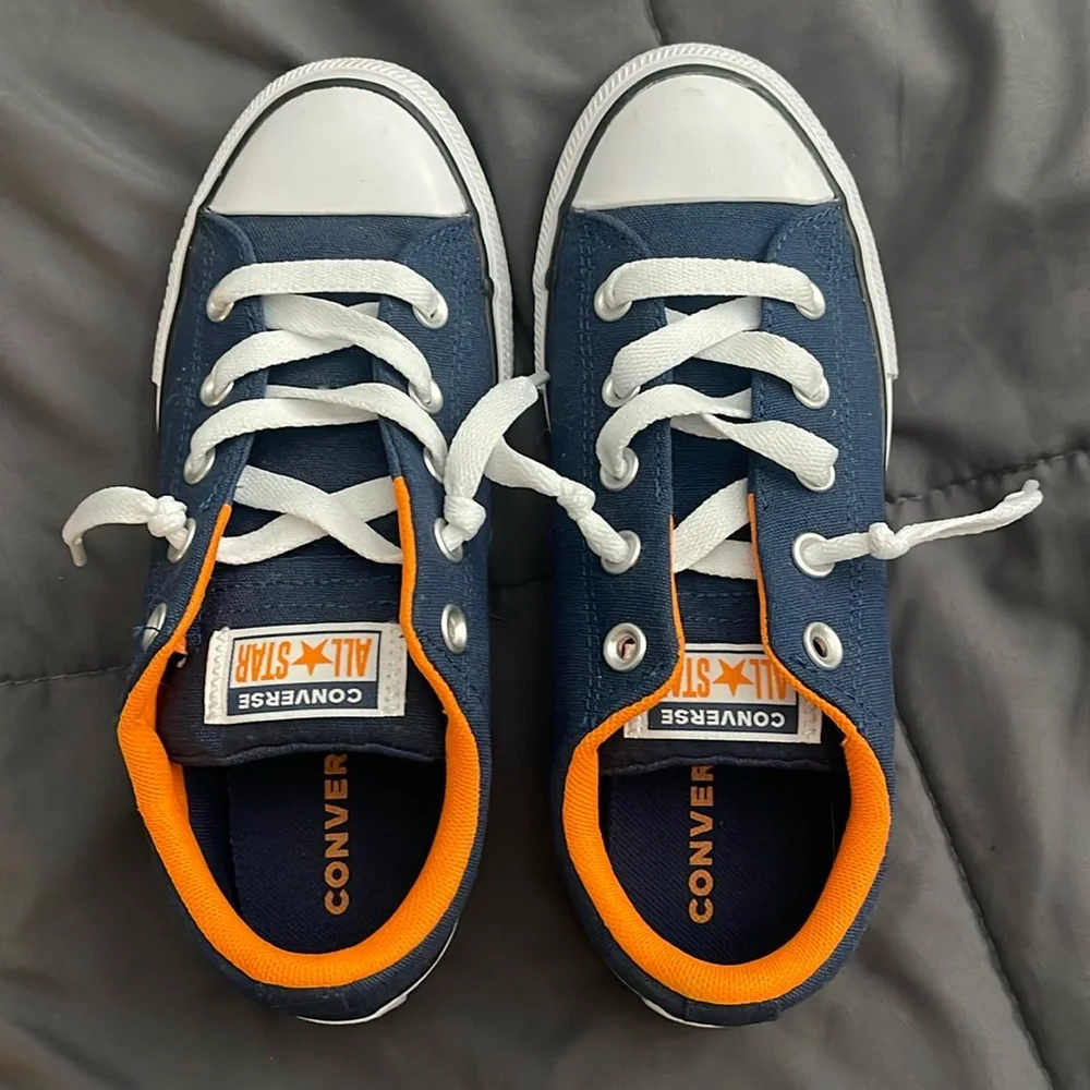 Converse Chuck Taylor All Star Low Navy Orange Junior Sneakers 3.5 NWOT